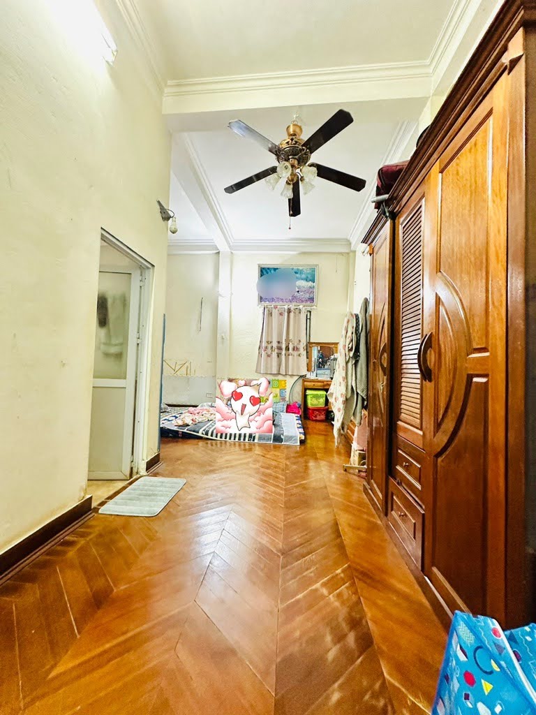 BÁN NHÀ 5 TẦNG PHỐ GIẢI PHÓNG - HOÀNG MAI - 8 TỶ HƠN - SỔ ĐỎ CHÍNH CHỦ - Ảnh 3